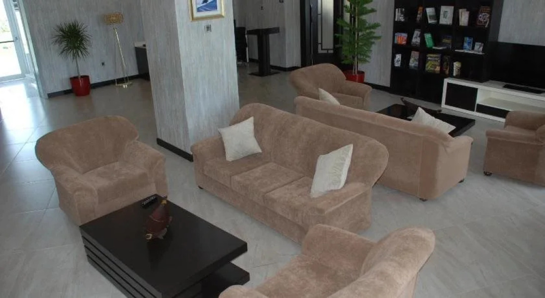 Agsaray Deluxe Hotel