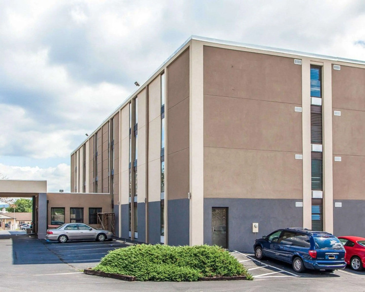 Comfort Inn & Suites Wyomissing/Reading