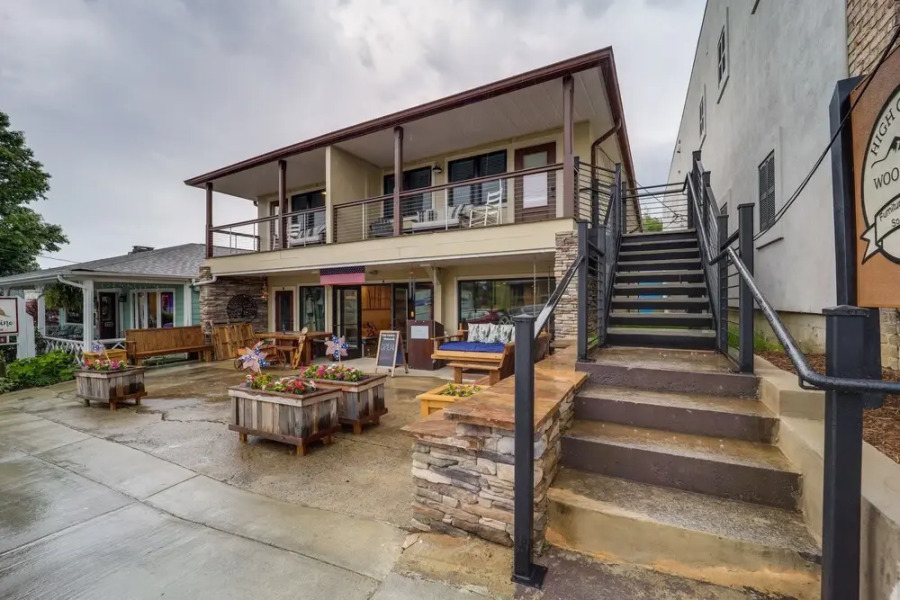 Blowing Rock Vacation Rental: Walk to Dining!