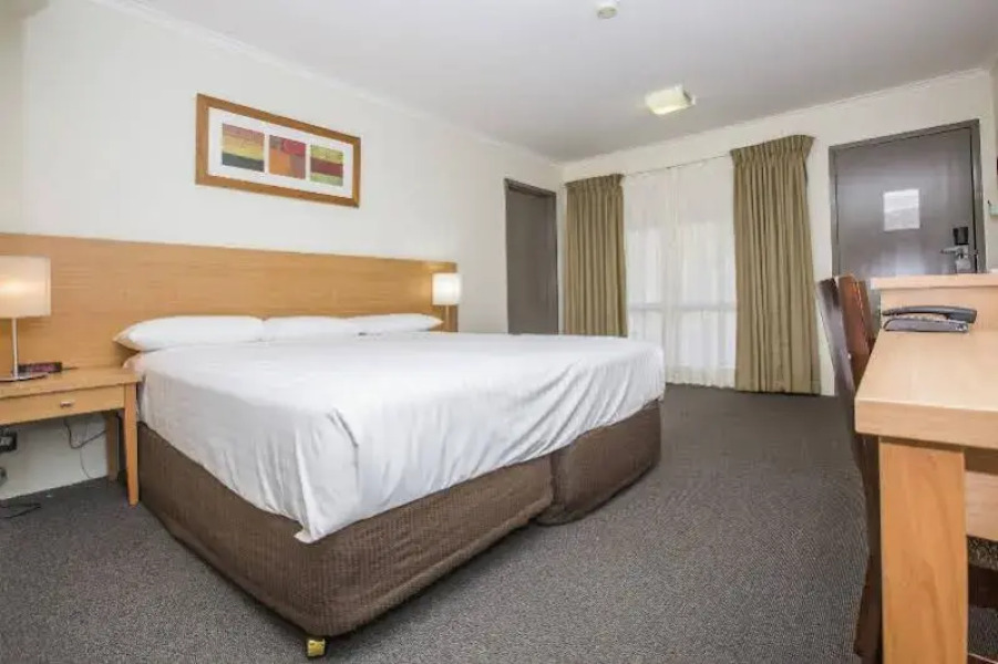 ibis Styles Canberra Eaglehawk Hotel
