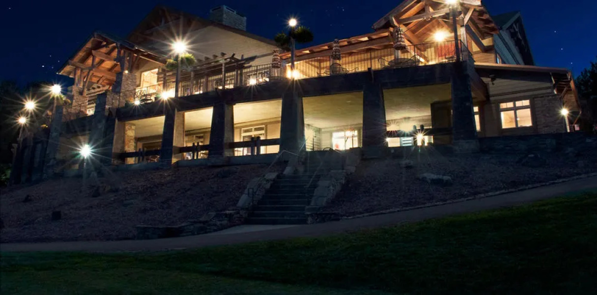 RedTail Mountain Resort