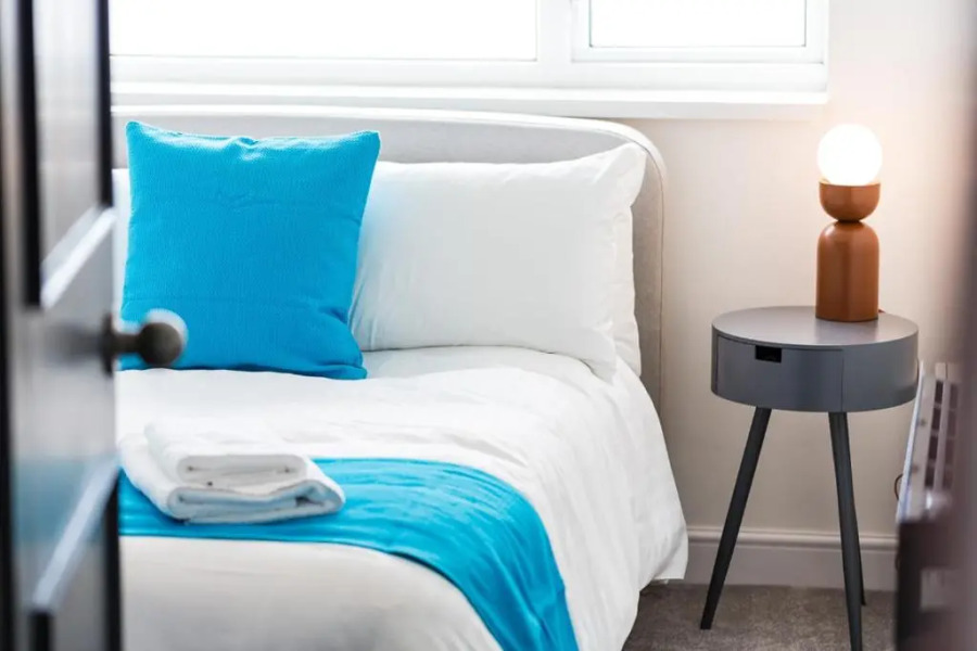 Coastline Villas - Heart of Redcar 1 & 2 Bed New Apartments, ideal for contractors and holidayers