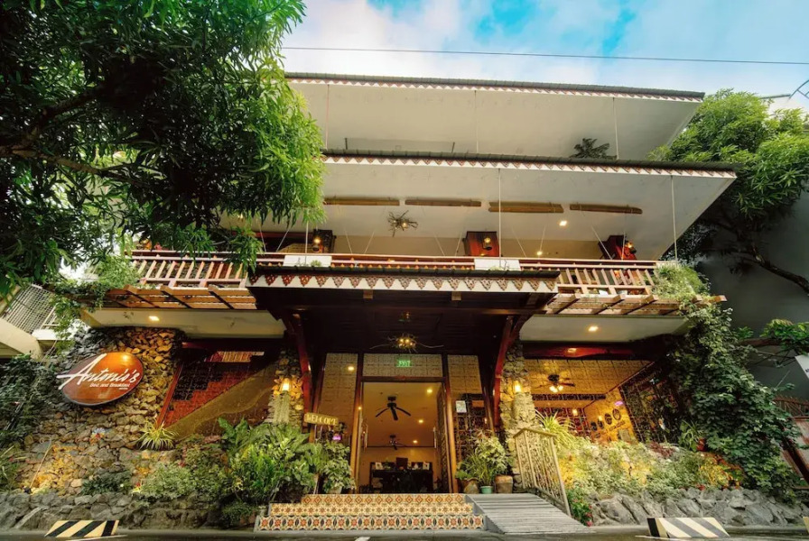 Antonio's Bed and Breakfast Hotel