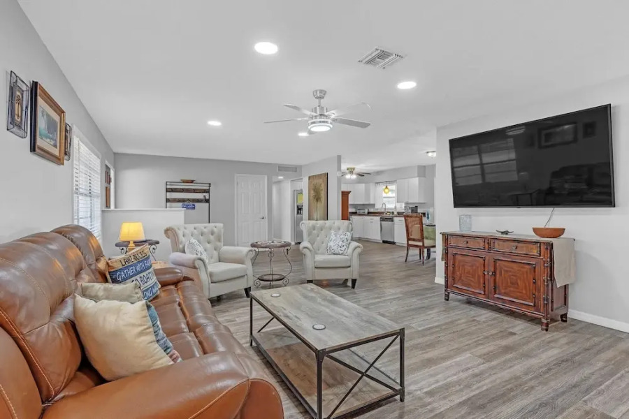 Waterfront Retreat W/ Canal Access 3 Bedroom Home