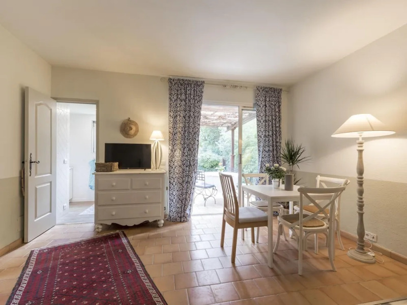 Mesmerising Holiday Home in Gassin With Swimming Pool