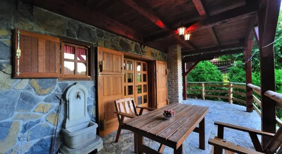 Apartment Drvena kuca