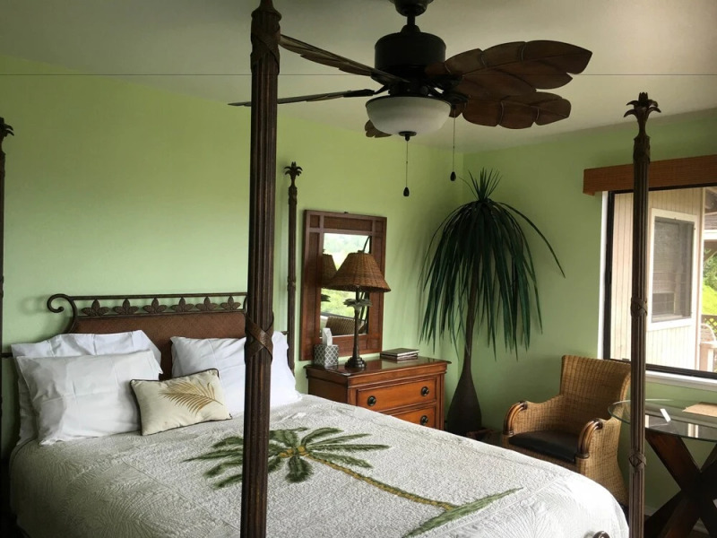 Marjorie's Kauai Inn, a bed and breakfast