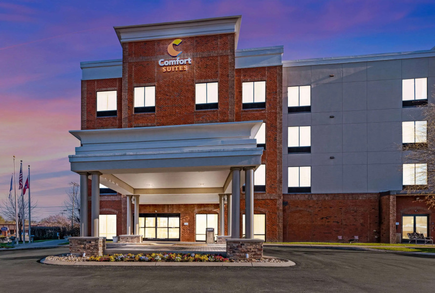 Comfort Suites Murfreesboro Shopping District
