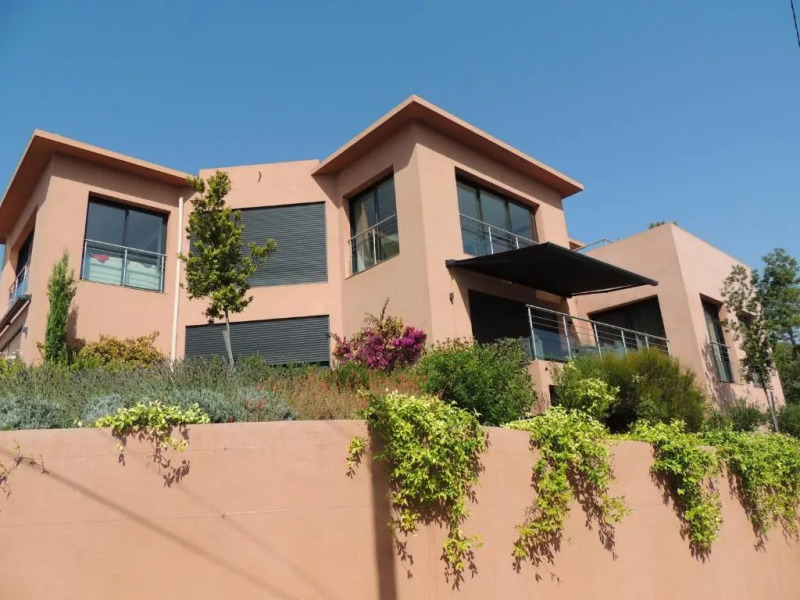 Apartment residence Arc en Ciel