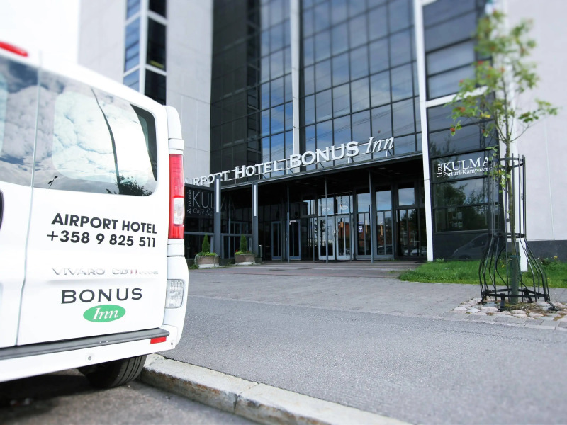 Skyline Airport Hotel