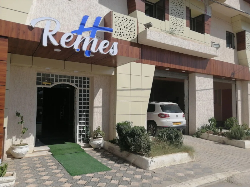 Remes hotel