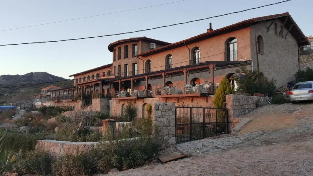 Assos Sunaba Kasri - Special Class