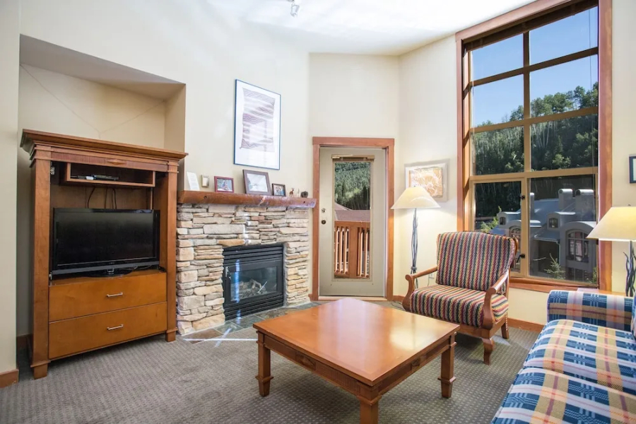 3506 - One Bedroom + Den Standard Powderhorn Lodge 1 Condo by RedAwning