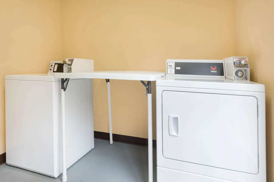 Days Inn by Wyndham Orangeburg South