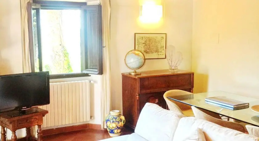 Lovely Nest on the Florentine Hills