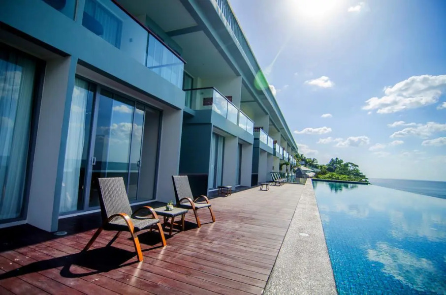 Отель Norn Talay Surin Beach Phuket