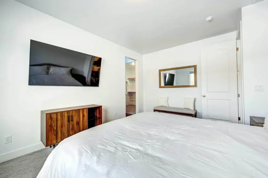 12 Mi to Dtwn Flagstaff: Spacious Bellemont Home!