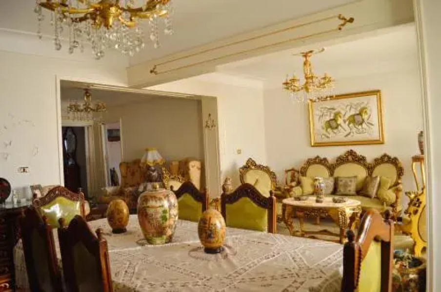 Private Room in Alexandria