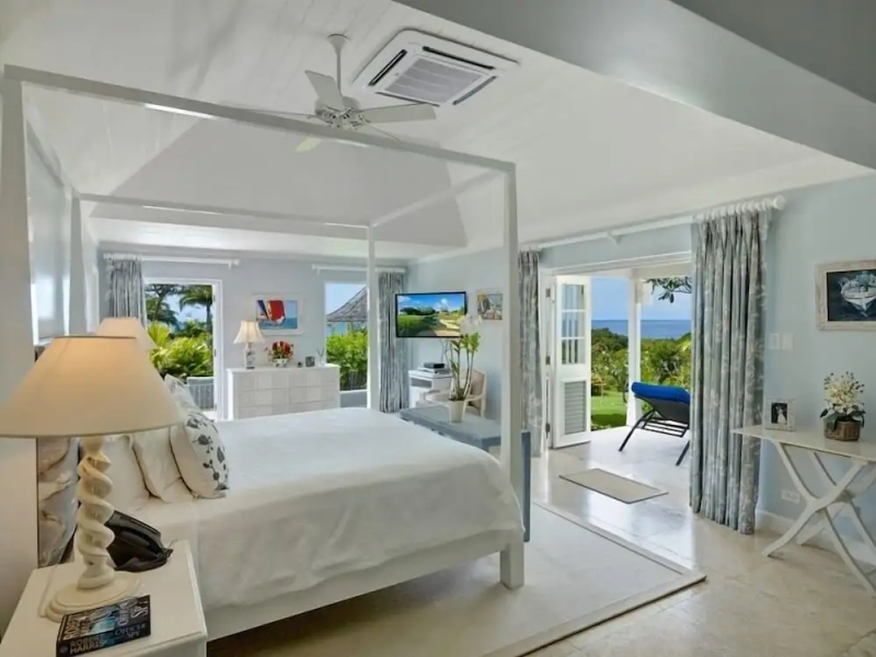 Villa Point of View