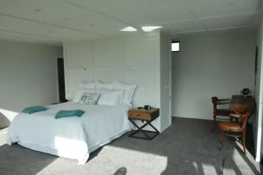 157 Field Way Luxury Lodge