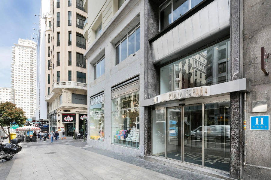 Hotel Madrid Plaza de España Affiliated by Meliá