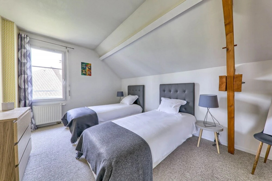 Standing Villa Golf Cottage