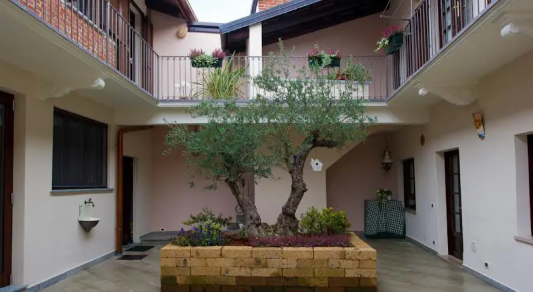 La Ida Bed and Breakfast