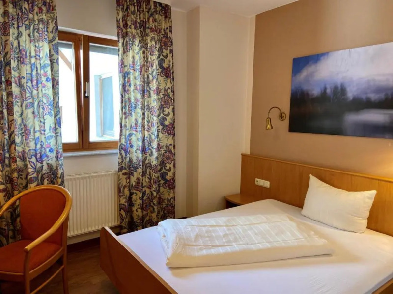 Hotel Riedstadt Bett & Frühstück