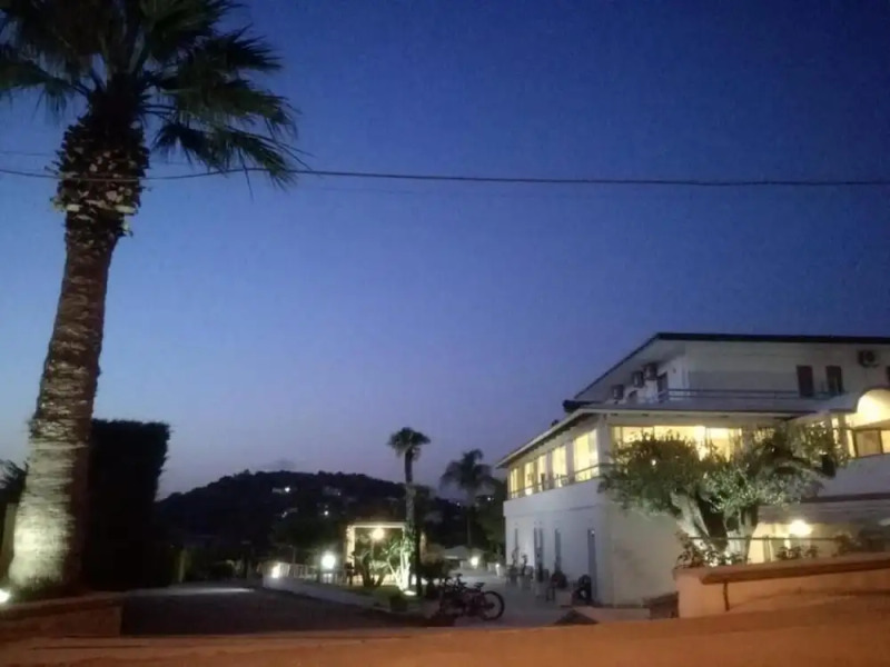 La Tombola Green Hotel