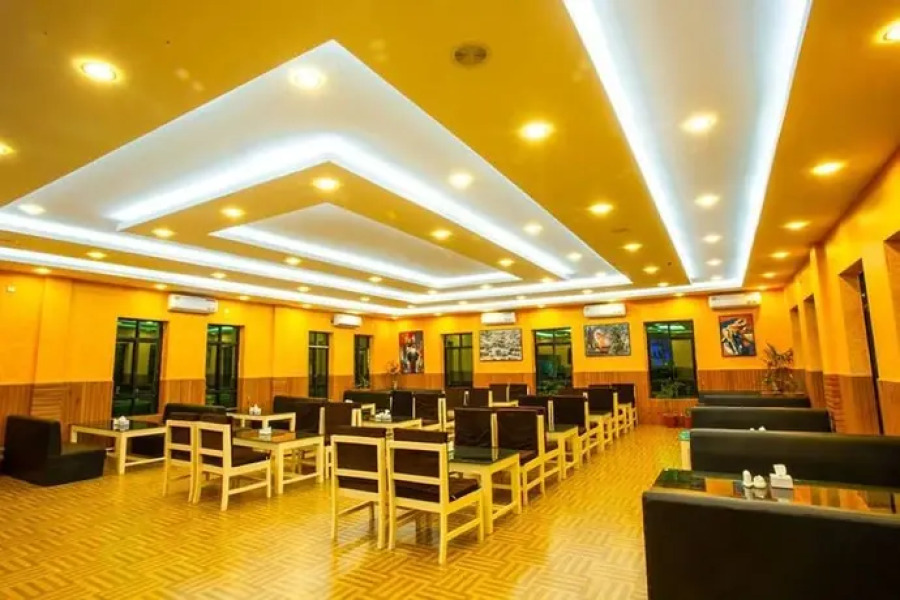 Riverside Green House Resort