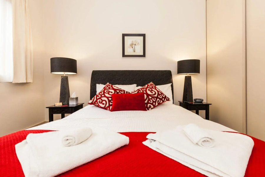 Catani 2 - StayCentral