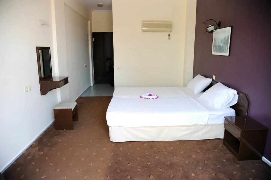 Kylo Garden Hotel By Julitat (ex. Iris Garden; Elfida; Ilimyra)