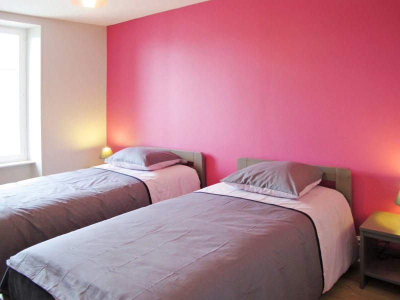 Holiday Home La Piscine - LEN400