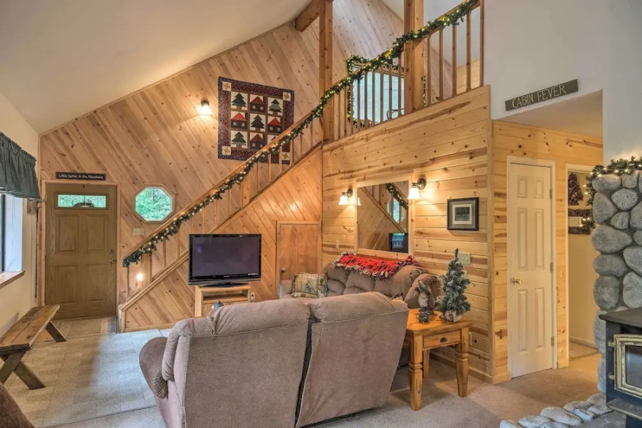 Game Room & Deck: Pet-friendly Camp Connell Cabin