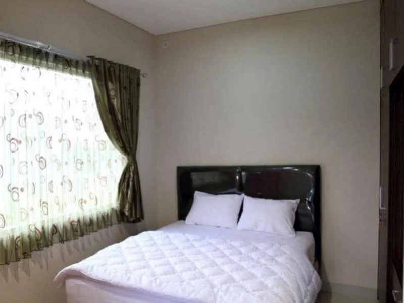 Villa Green Lake Parahyangan