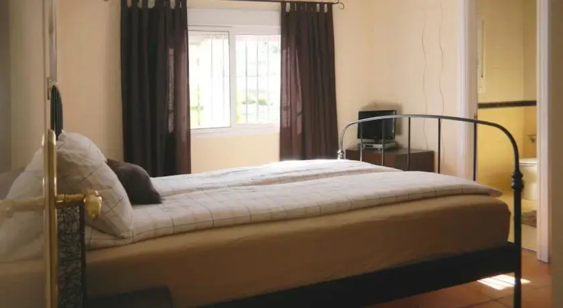 Alora Valley View Accommodations