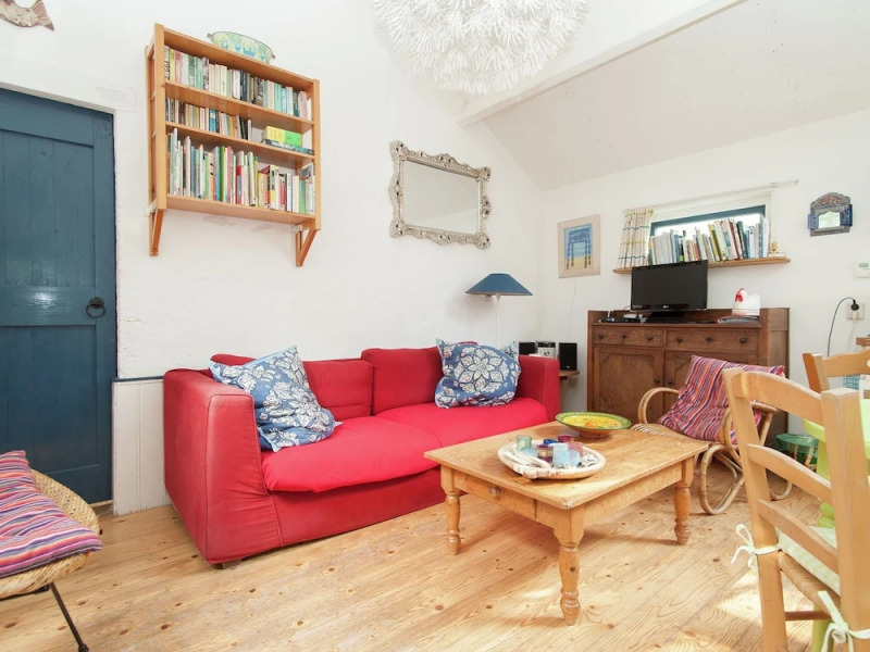 Cozy Holiday Home in Callantsoog with Private Garden