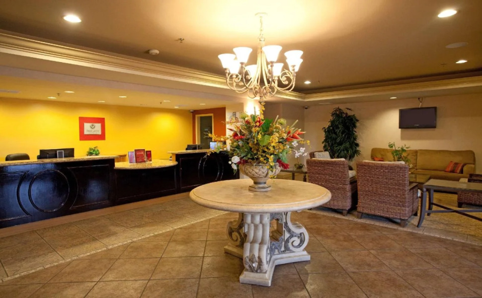 Red Lion Inn & Suites Cathedral City