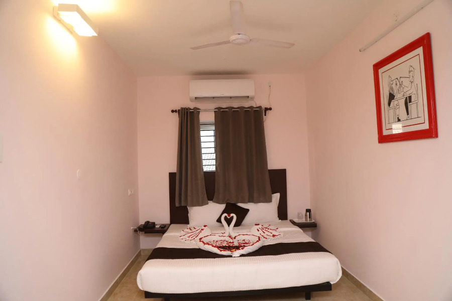 Rk Hotel - Temple Stay