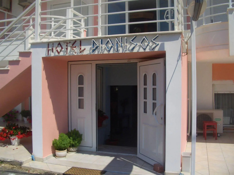 Dionisos Hotel