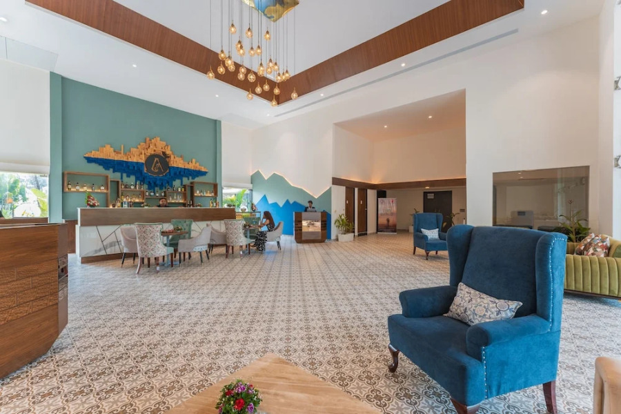 Foxoso La Beach Resort & Spa