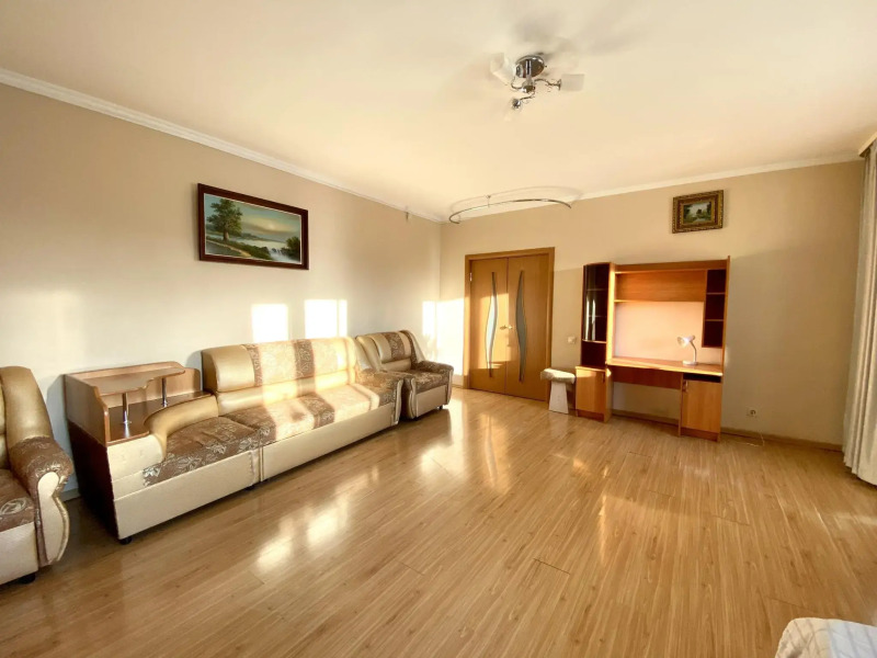 Декабрист на Подгорбунского 55