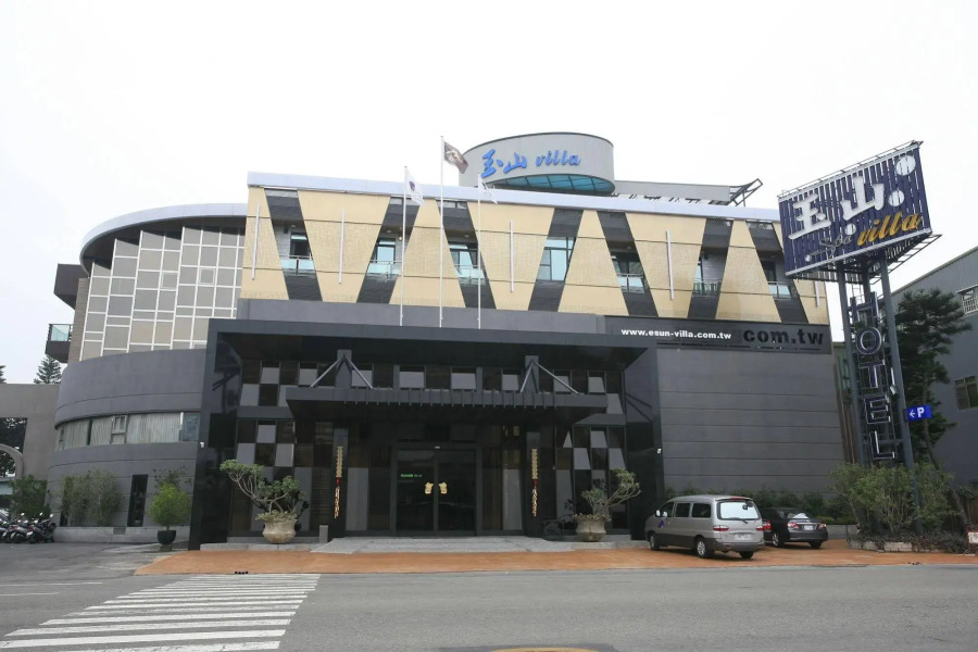 E. Sun Villa Hotel & Resort