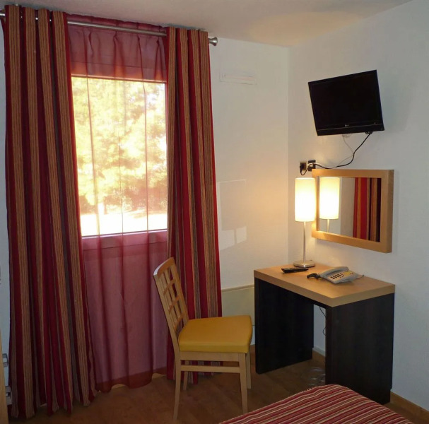 Arcadius Le Petit Hotel