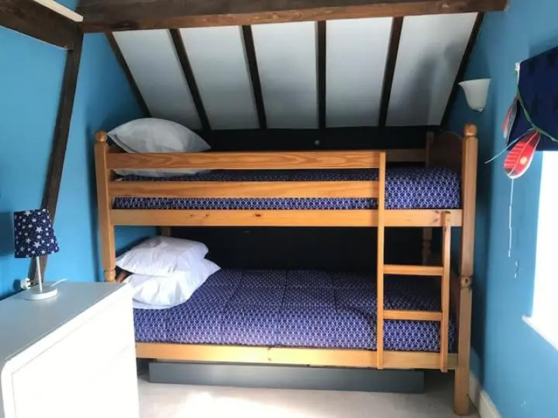 Norfolk Cottage Spas - Stone Cottage