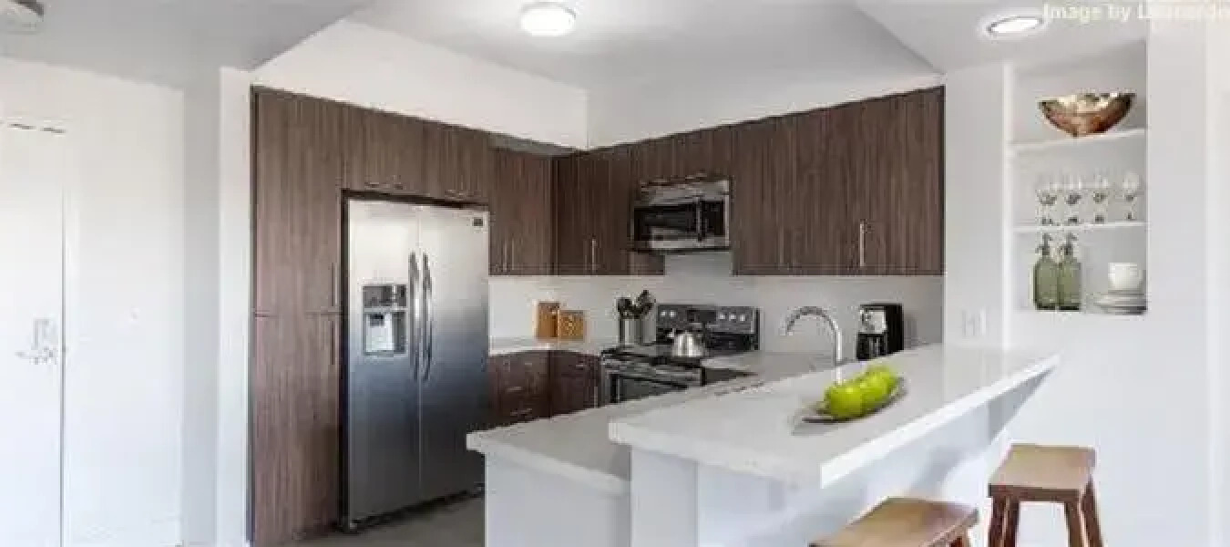 Oakwood At 201 Marshall