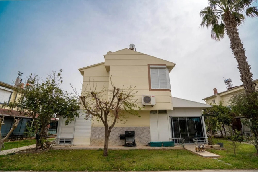 Serene House in Antalya With Shared Pool Garden