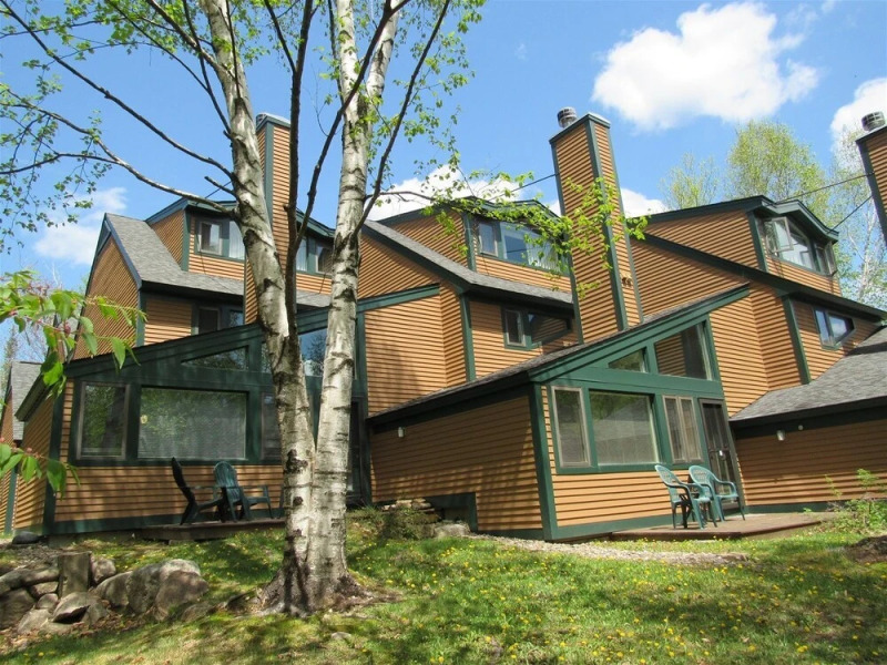 Spacious Waterville Valley Condo Close to Town Square! - Ms13av