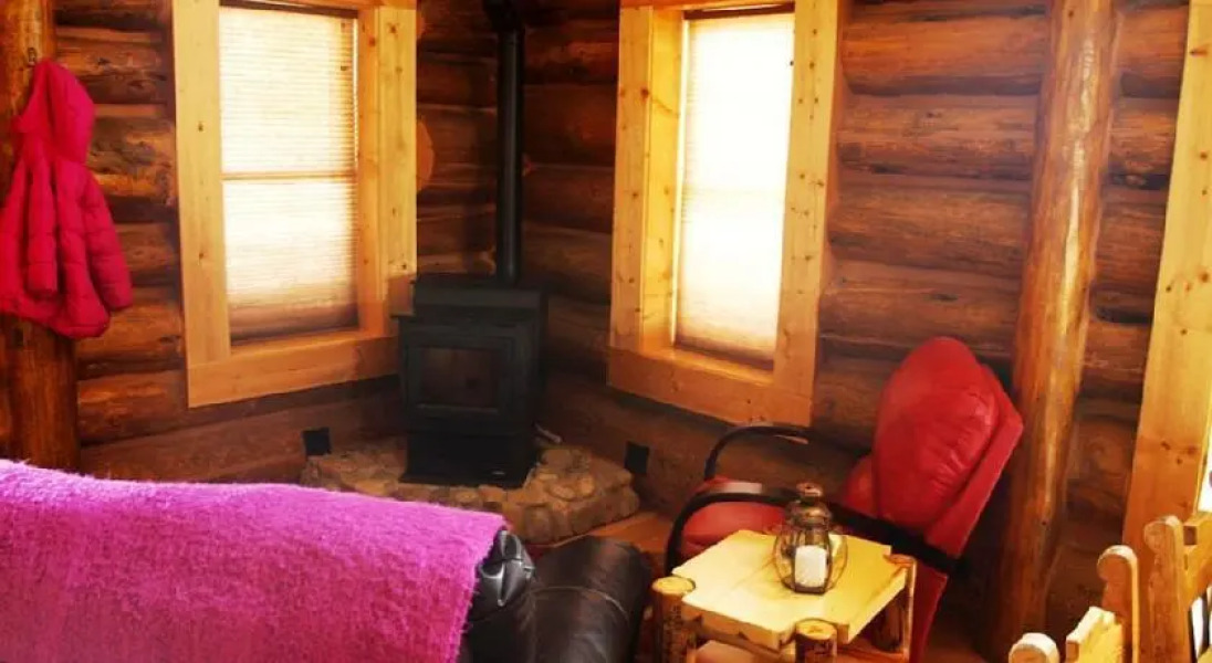 Cabin on Cottonwood Creek