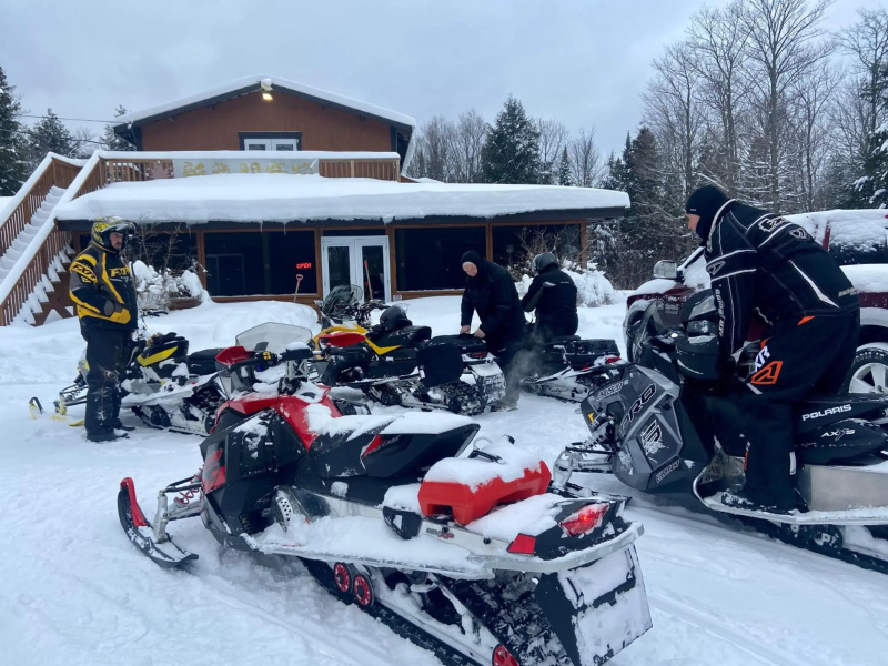 Madawaska Lodge-Cottage